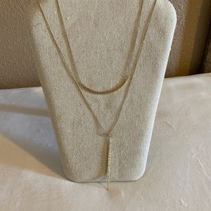Stella & Dot gold necklace